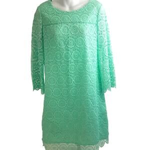 Crown & Ivy Dress Womens 8 Green Scalloped Edge Lace Keyhole Neck Lined Short
